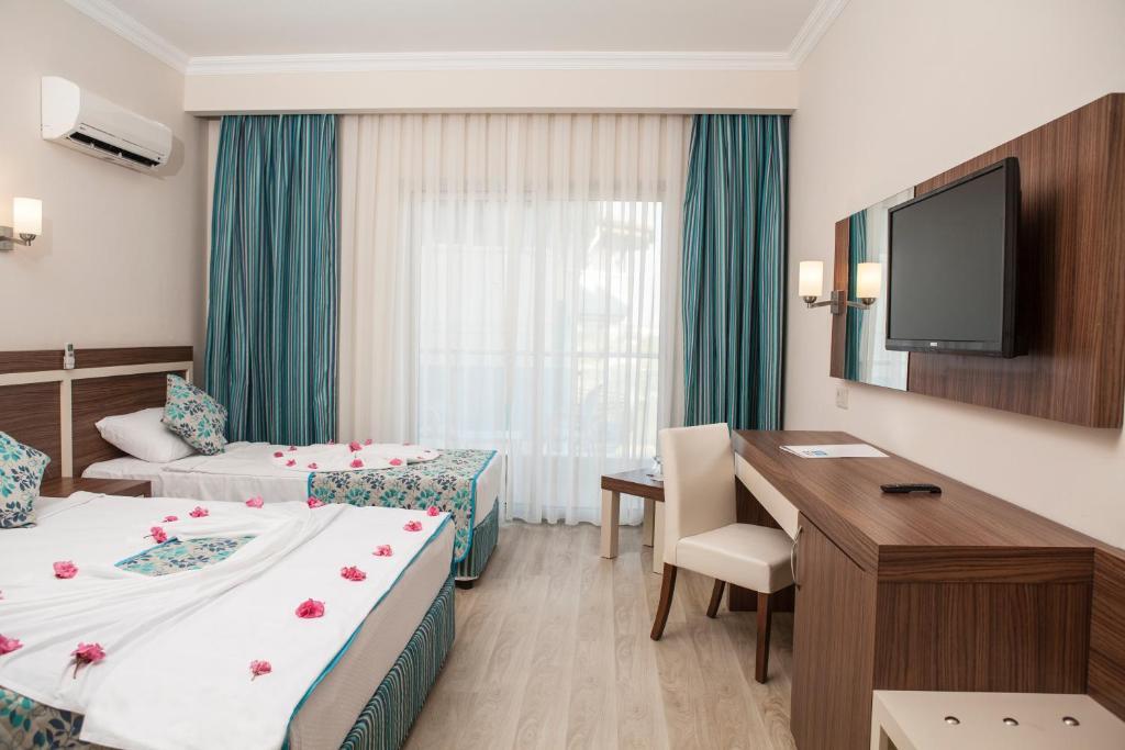 Side West Park Hotel Room photo